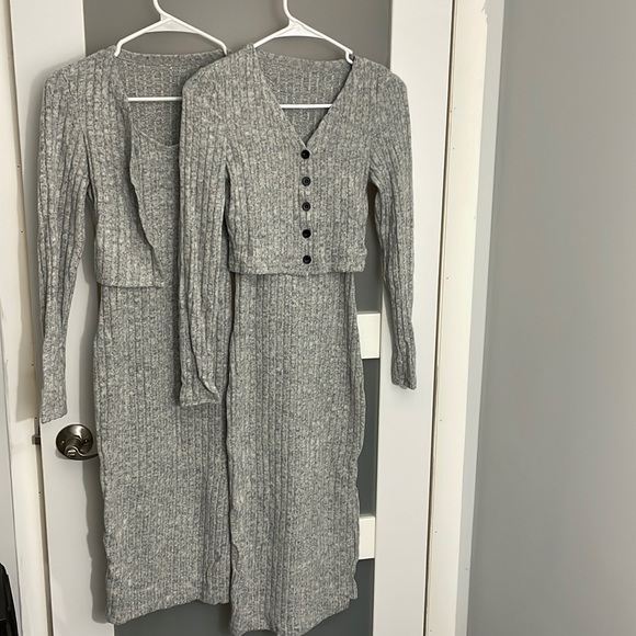 Women's Petite 2 Piece Set Rib Knit Split Thigh Cami Dress with Button Front Top - Picture 6 of 15